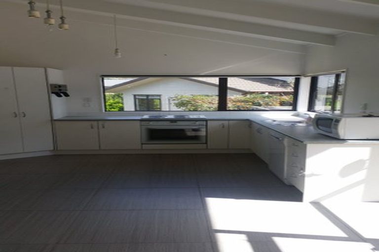 Photo of property in 32 Killarney Avenue, Torbay, Auckland, 0630