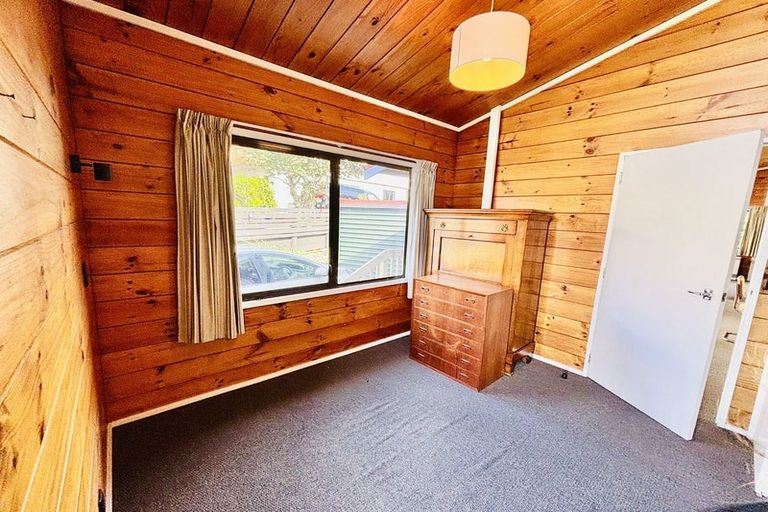 Photo of property in 10 Hicks Close, Whitby, Porirua, 5024