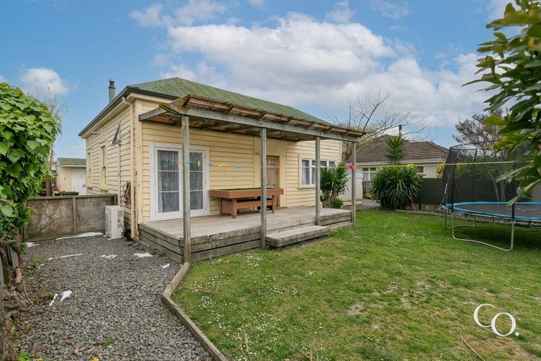 Photo of property in 230 Mayfair Avenue, Mayfair, Hastings, 4122