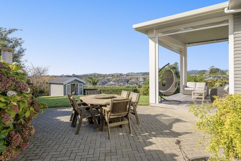 Photo of property in 39 Jarrah Park Drive, Pyes Pa, Tauranga, 3112