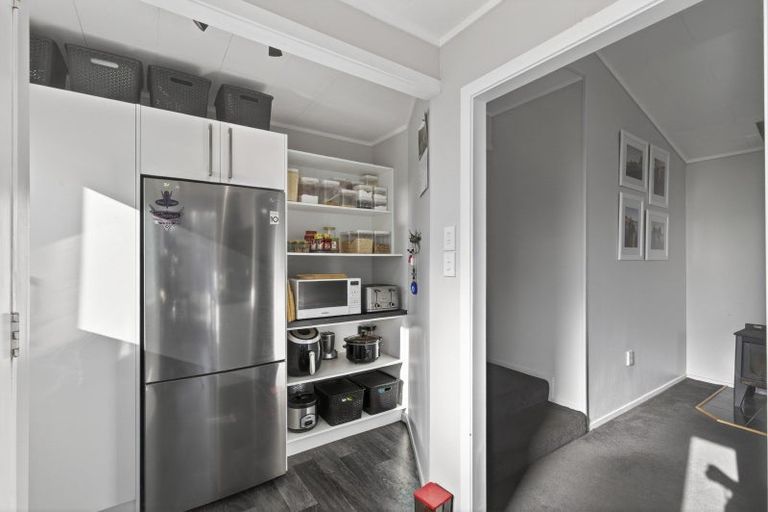 Photo of property in 5 Tainui Terrace, Inglewood, 4330