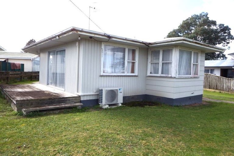 Photo of property in 15 Vera Street, Marton, 4710