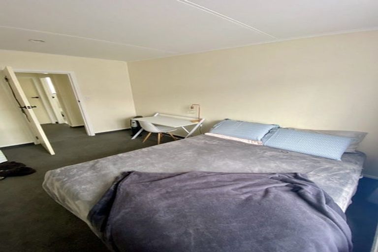 Photo of property in 5 Kairanga Crescent, Wainuiomata, Lower Hutt, 5014