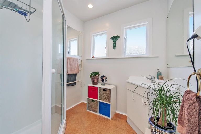 Photo of property in 98 Neville Street, Spreydon, Christchurch, 8024