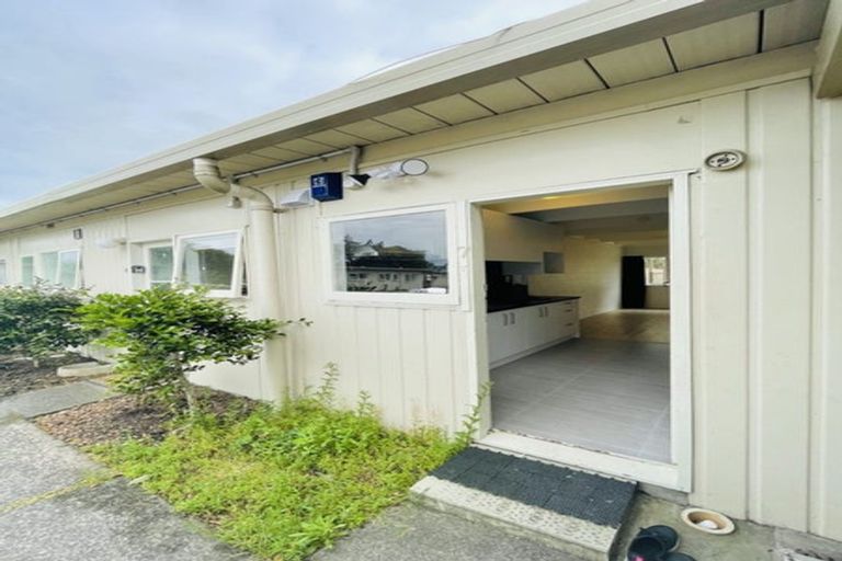 Photo of property in 7/5 Keeling Road, Henderson, Auckland, 0612