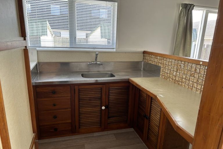 Photo of property in 8/23 Frederick Street, Waltham, Christchurch, 8011