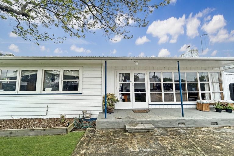Photo of property in 18 Stirling Crescent, Hokowhitu, Palmerston North, 4410
