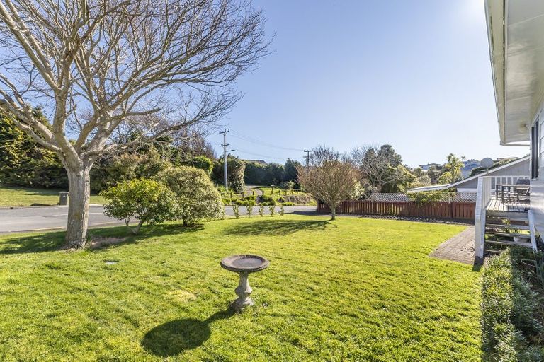 Photo of property in 13a Arawhata Street, Ranui, Porirua, 5024