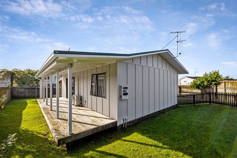 Photo of property in 139a Don Buck Road, Massey, Auckland, 0614