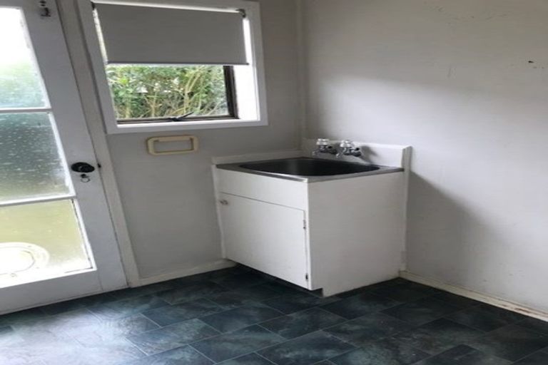 Photo of property in 45a Kurnell Drive, Botany Downs, Auckland, 2010