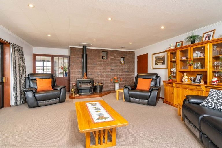 Photo of property in 145 Hagart-alexander Drive, Mosgiel, 9024
