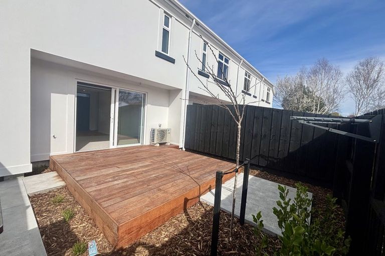 Photo of property in 4/205 Cranford Street, St Albans, Christchurch, 8014