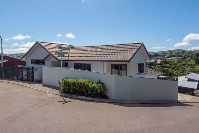 Photo of property in 47 Hawtrey Terrace, Churton Park, Wellington, 6037