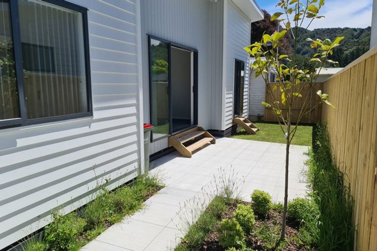 Photo of property in 15a Burden Avenue, Wainuiomata, Lower Hutt, 5014