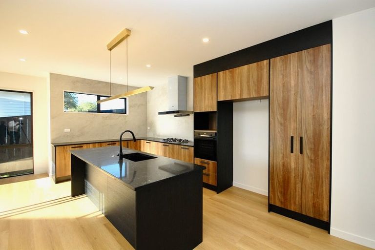 Photo of property in 9c Arran Road, Browns Bay, Auckland, 0630