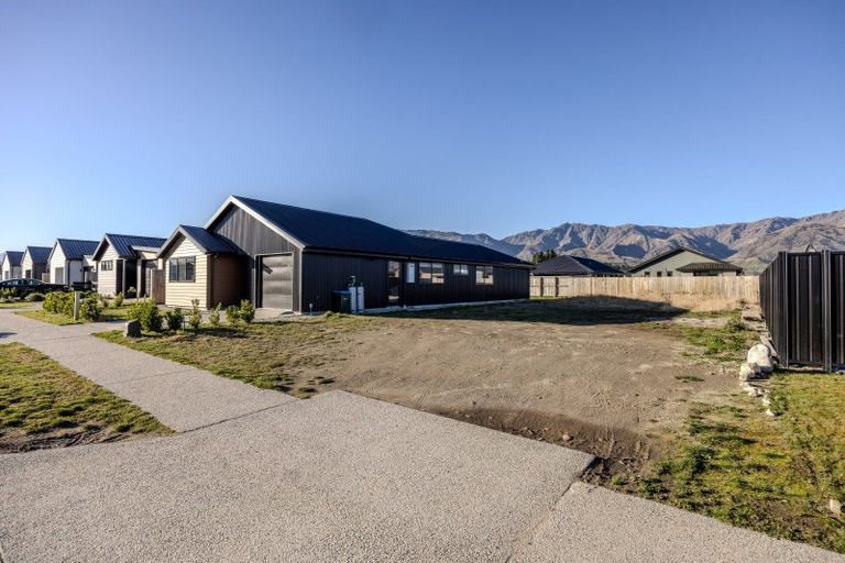 Photo of property in 13 Waddell Street, Lake Hawea, 9382