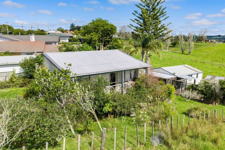Photo of property in 64 Gorge Road, Maungaturoto, 0520