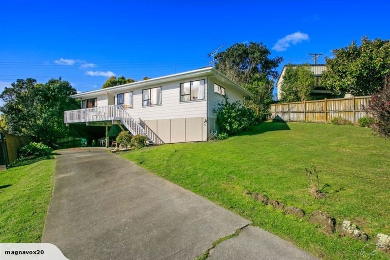 Photo of property in 65 Santiago Crescent, Unsworth Heights, Auckland, 0632