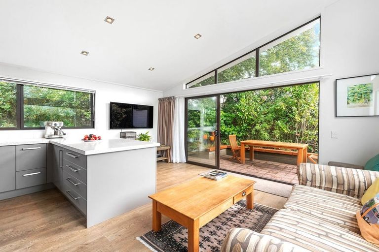 Photo of property in 55 Mere Road, Taupo, 3330