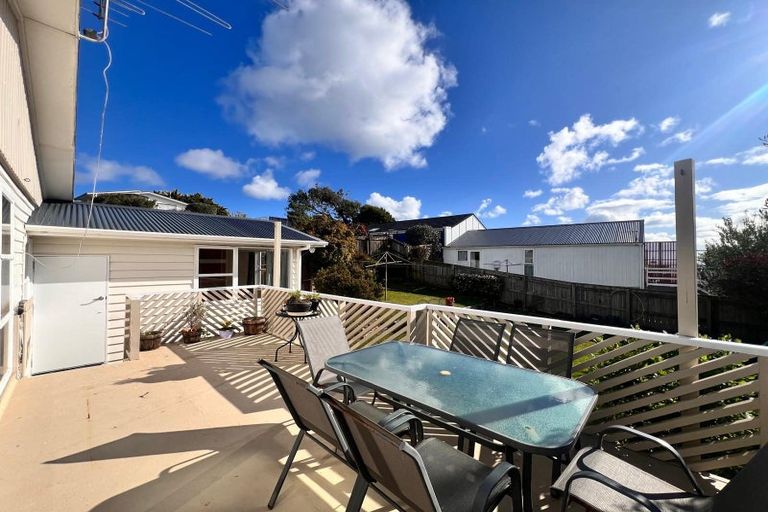 Photo of property in 8 Pope Street, Camborne, Porirua, 5026