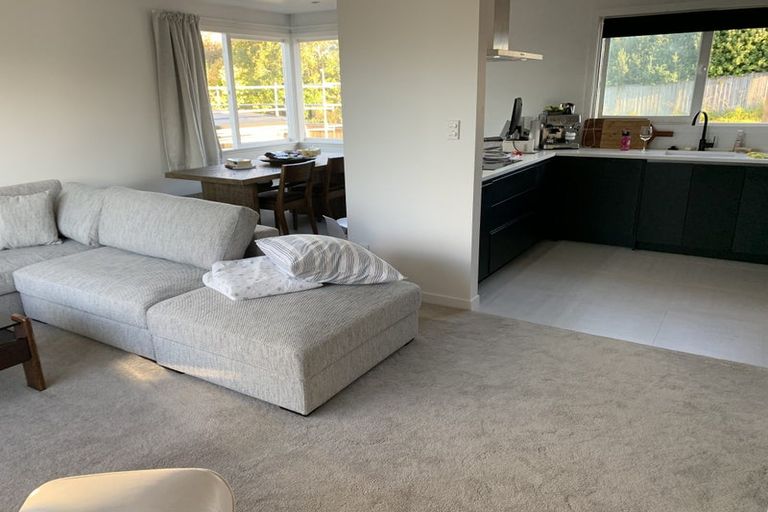 Photo of property in 2d Castleton Street, Birkdale, Auckland, 0626