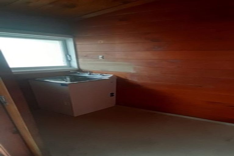 Photo of property in 37d Paramu Avenue, Birkdale, Auckland, 0626