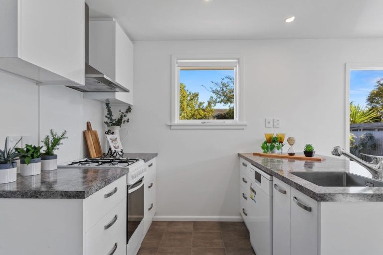 Photo of property in 2/6 Kinver Place, Spreydon, Christchurch, 8024