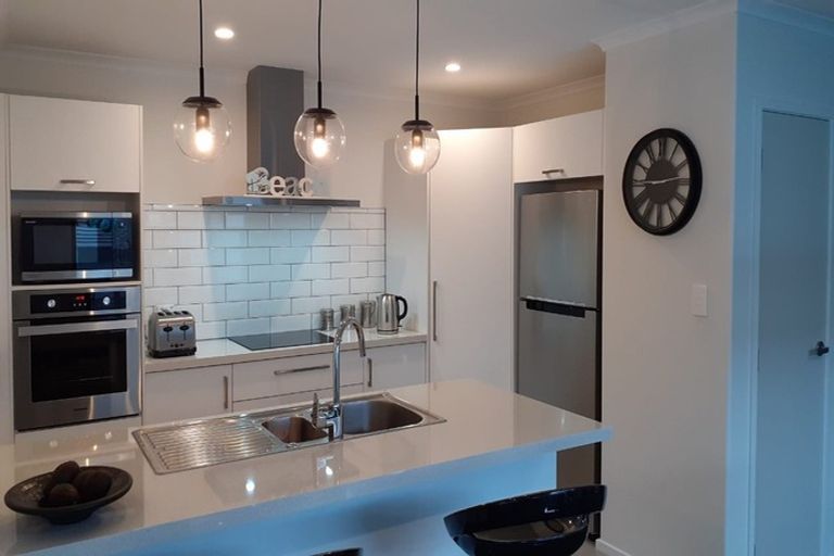 Photo of property in 53 Crown Street, Papamoa, 3118