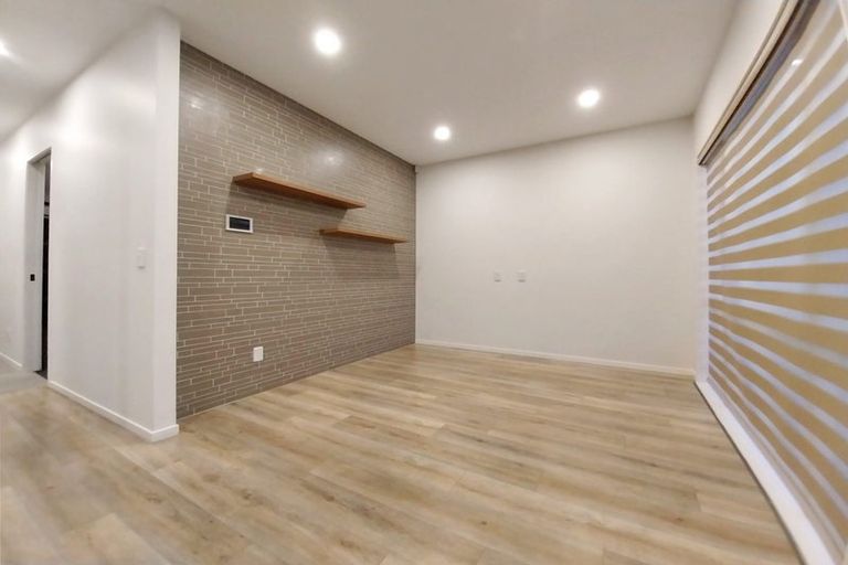 Photo of property in 34 Silvereye Road, Hobsonville, Auckland, 0616