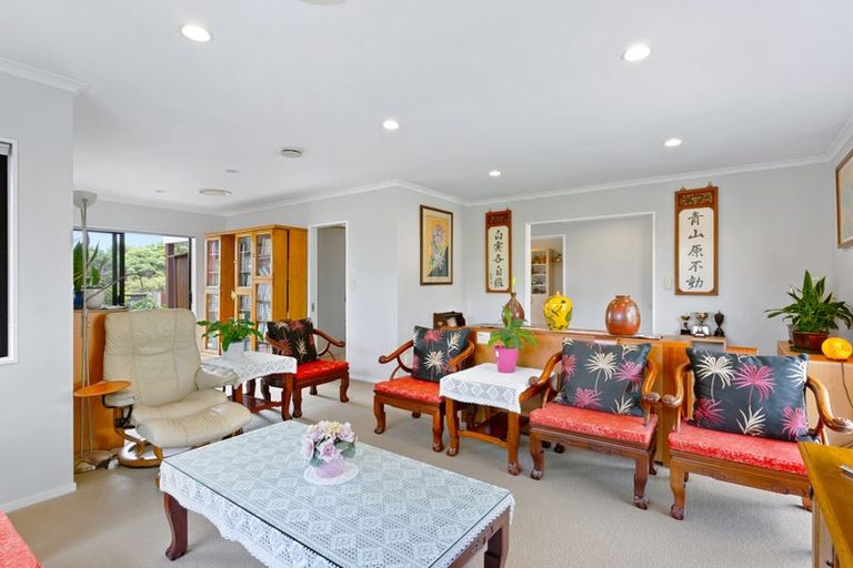 Photo of property in 9 Mohill Place, East Tamaki Heights, Auckland, 2016