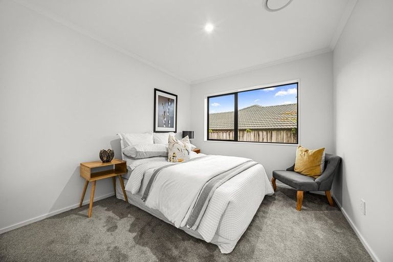 Photo of property in 79 Westerham Drive, Dannemora, Auckland, 2016