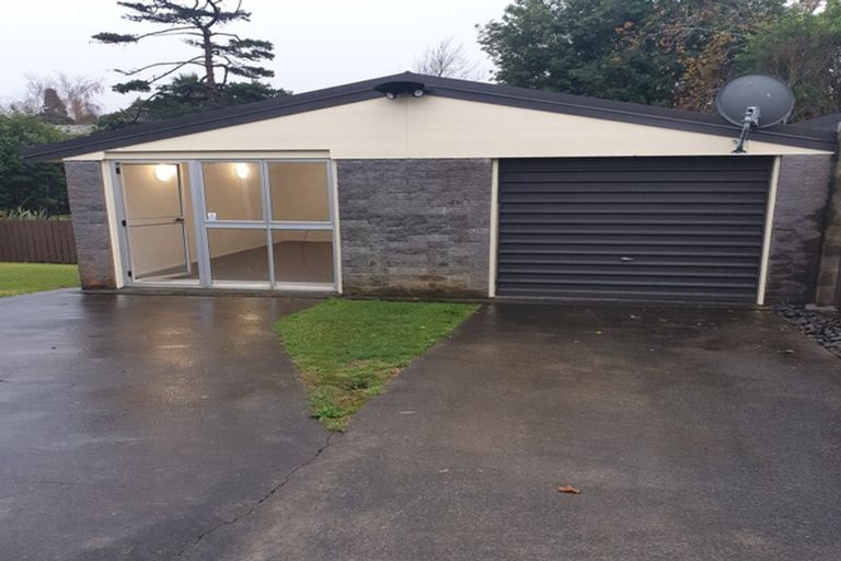 Photo of property in 28 Morrow Terrace, Pukekohe, 2120