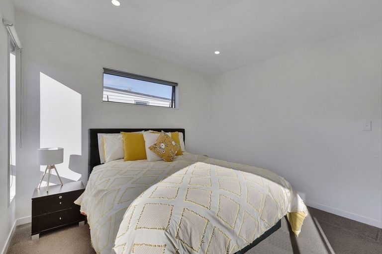 Photo of property in 7u9 Handyside Street, Tawa, Wellington, 5028
