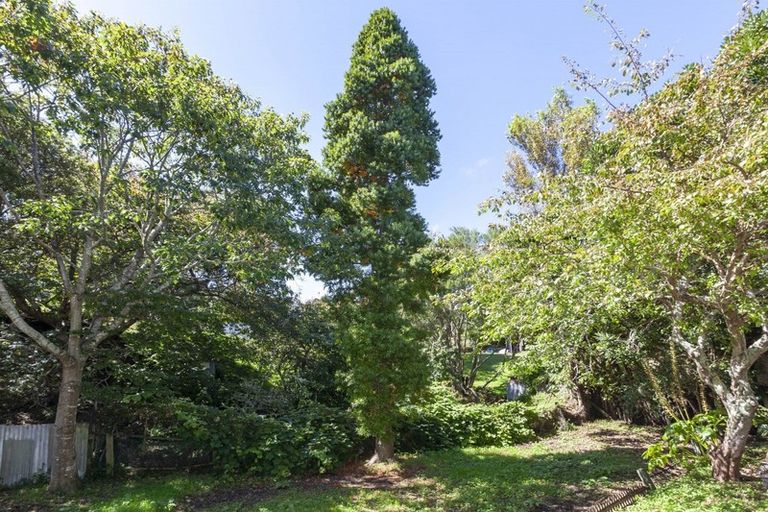 Photo of property in 46 Glen Road, Raumati South, Paraparaumu, 5032