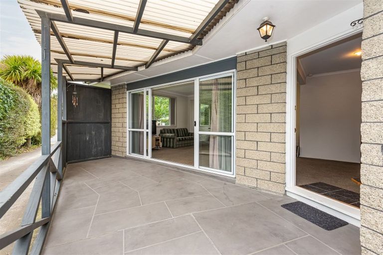 Photo of property in 13 Ruakaka Street, Hornby, Christchurch, 8042