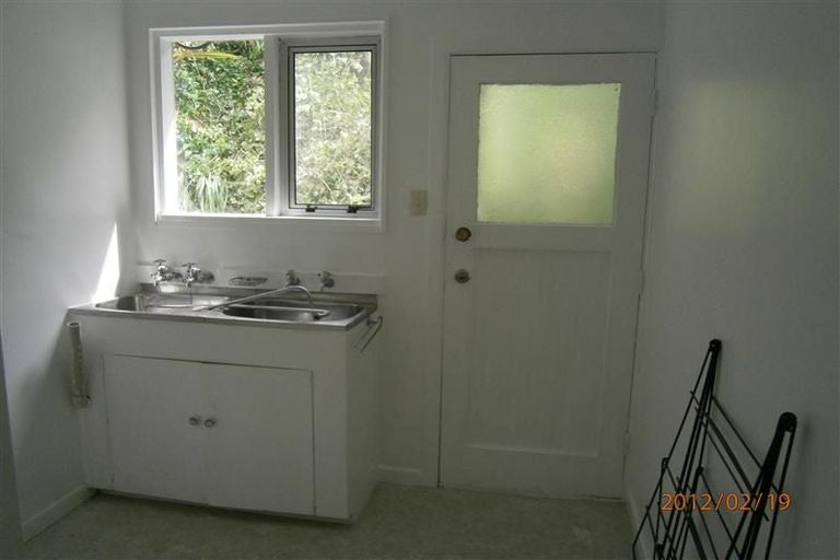 Photo of property in 1/82 Barnard Street, Wadestown, Wellington, 6012