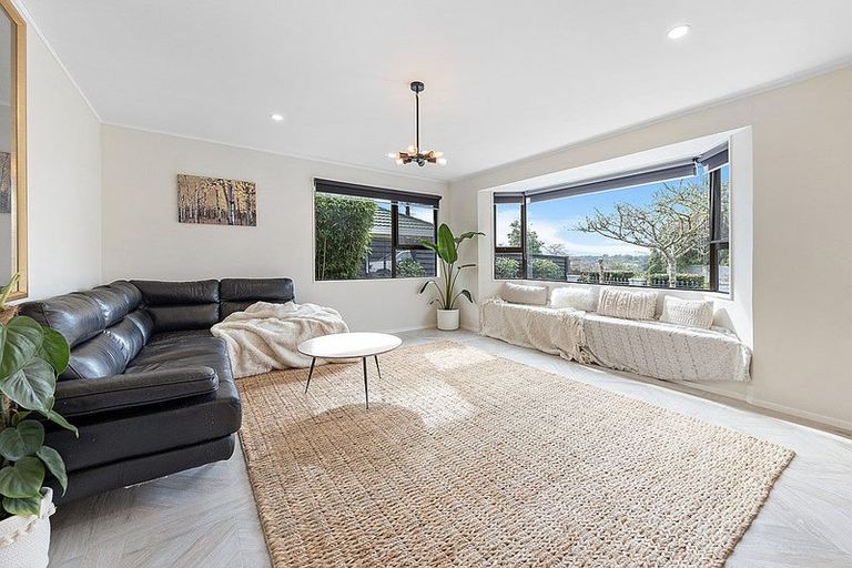 Photo of property in 206 Glengarry Road, Glen Eden, Auckland, 0602