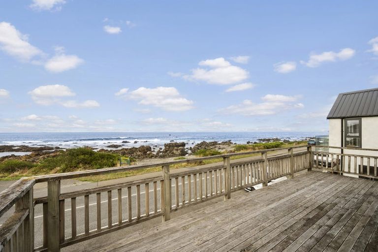 Photo of property in 158 Owhiro Bay Parade, Owhiro Bay, Wellington, 6023