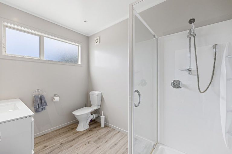 Photo of property in 100 Wingatui Road, Mosgiel, 9024