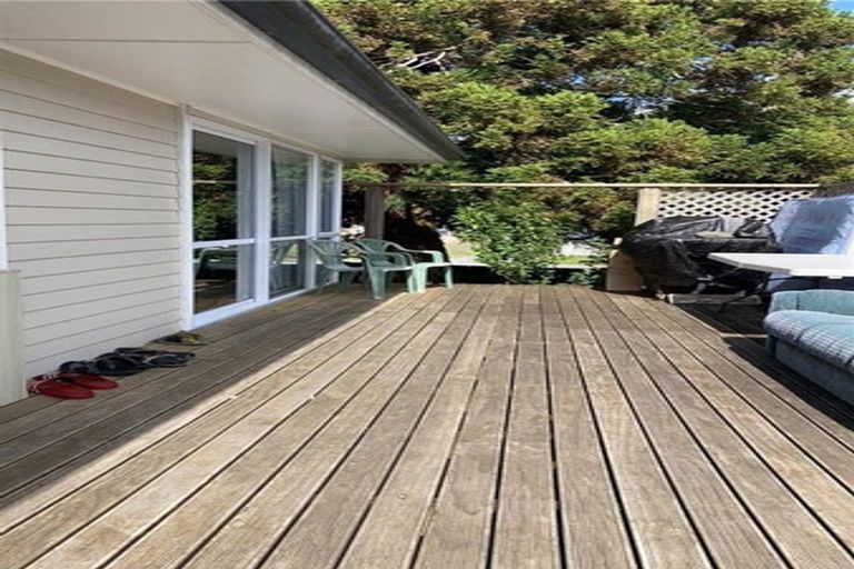 Photo of property in 51 Smythe Road, Henderson, Auckland, 0612