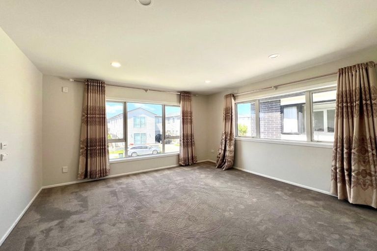 Photo of property in 21 Calcite Avenue, Flat Bush, Auckland, 2019