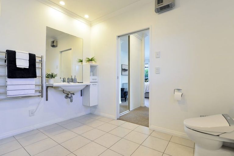 Photo of property in 23 Madison Street, Cambridge, 3434