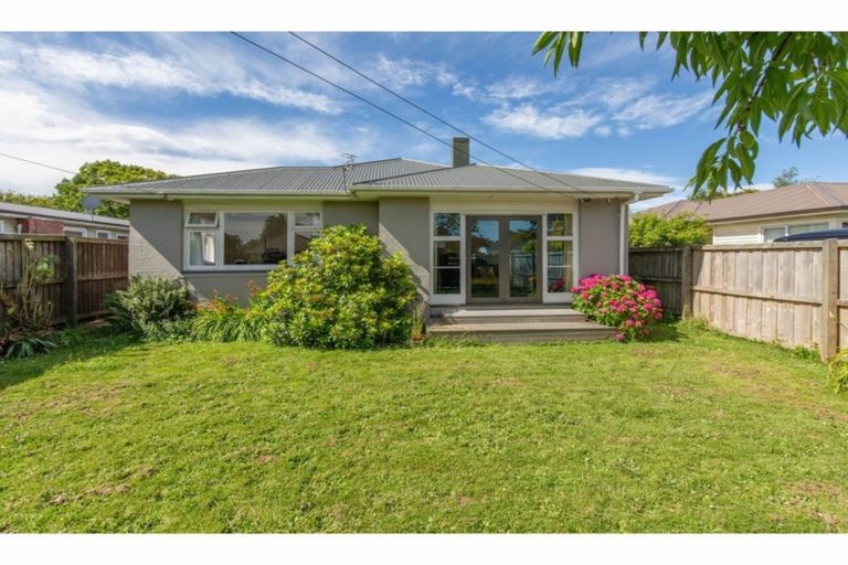 Photo of property in 19 Moreland Avenue, Papanui, Christchurch, 8053