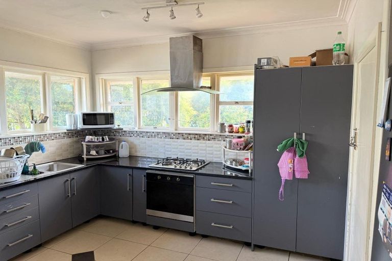 Photo of property in 90 Gardner Avenue, New Lynn, Auckland, 0600
