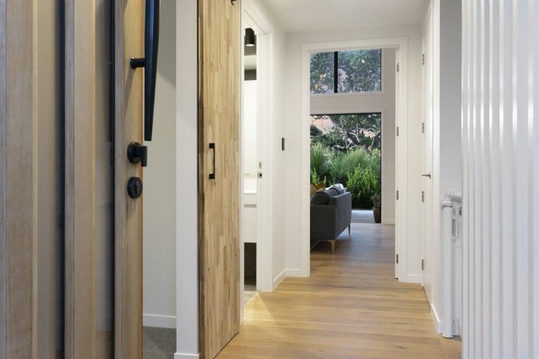 Photo of property in 7 Jack Seabrook Road, Hobsonville, Auckland, 0616