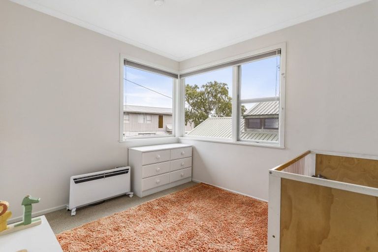 Photo of property in 81b Colwill Road, Massey, Auckland, 0614