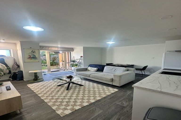 Photo of property in 1 Mulberry Lane, Bellevue, Tauranga, 3110