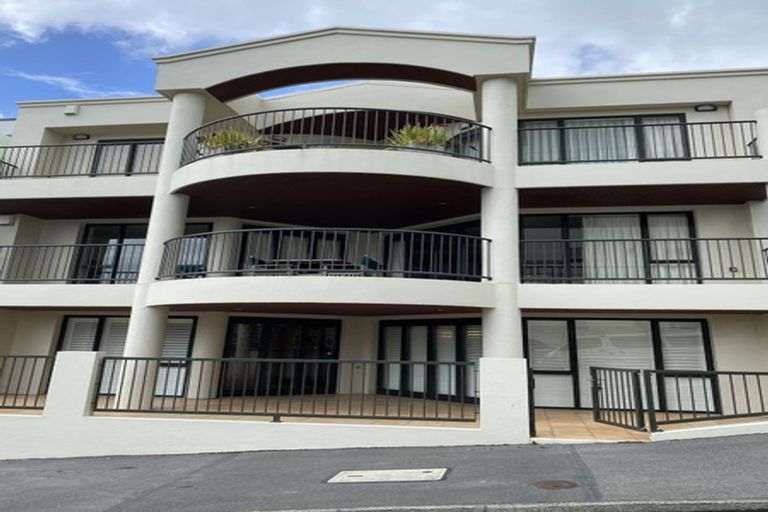 Photo of property in 13/22u Oriental Terrace, Oriental Bay, Wellington, 6011