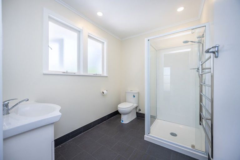 Photo of property in 14 Riverlea Road, Riverlea, Hamilton, 3216