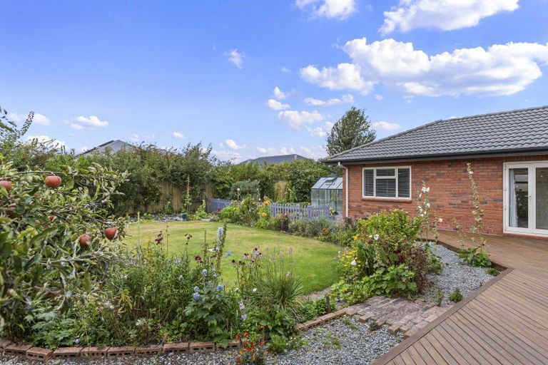 Photo of property in 6 Lancewood Way, Rangiora, 7400